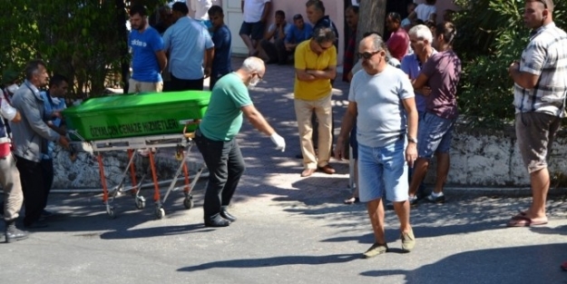 Ayvalık’ta Denizde Ceset Bulundu