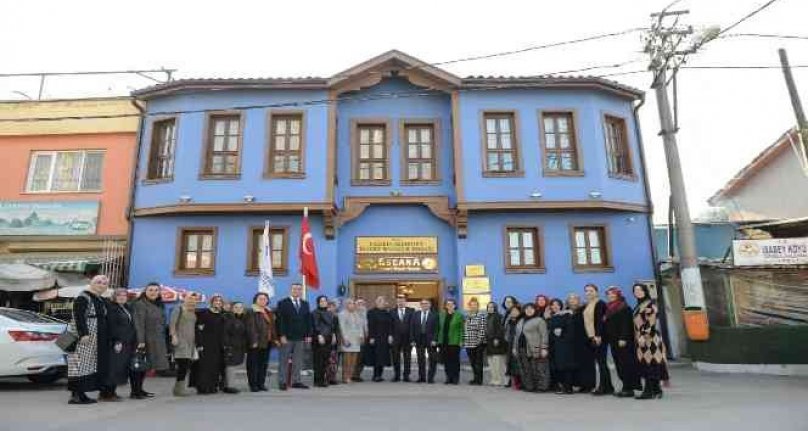 Bursa'da kadınlar üretiyor Yıldırım Belediyesi kazanıyor