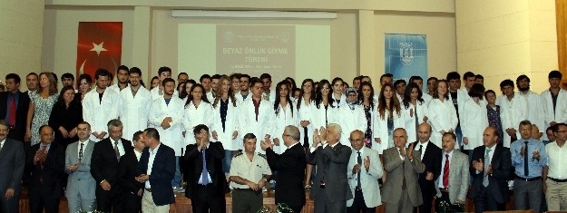 Doktor Adayları ‘beyaz Önlük’ Giydi