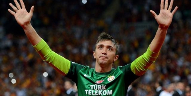 Muslera, Burak Yılmaz'a sahip çıktı