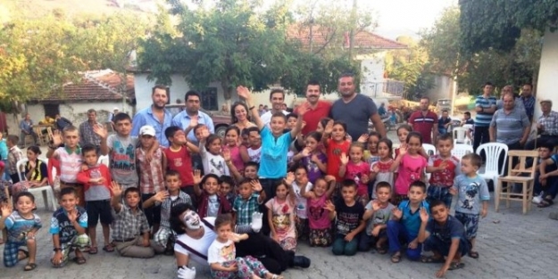 Ayvalıklı Gençlerden Kurtuluşa Pandomimli Destek