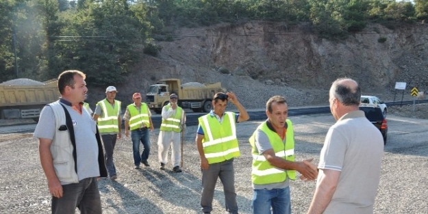 Dursunbey’de Mahalle Yolları Yapılıyor
