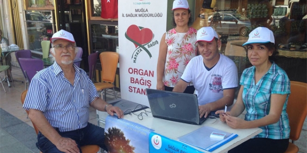 Moda kralından organ bağışı!