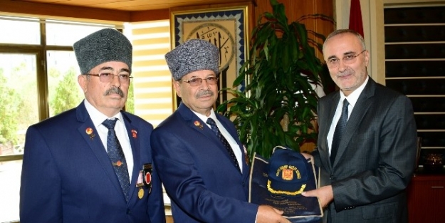 Büyükşehir Her Zaman Gazilerin Yanında