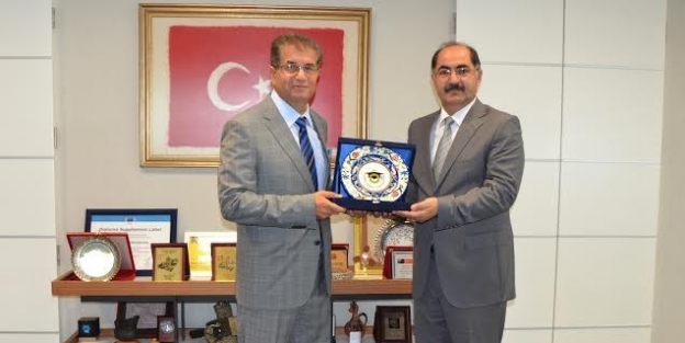 Çorlu Kaymakamından Nkü Rektörüne Veda Ziyareti