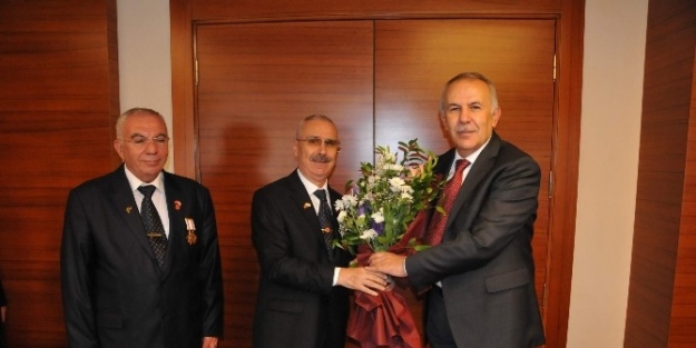 Gaziantepli Gaziler Vali Ata’yı Ziyaret Etti