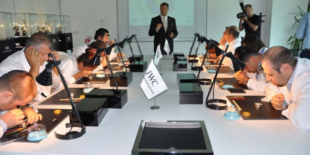 TAV yöneticileri zaman dersi aldı