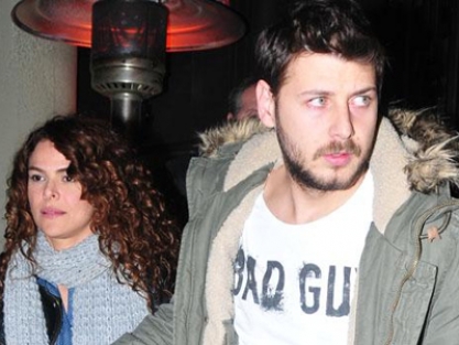 Ünlü oyuncular gizlice evlenmiş!