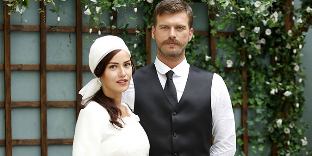 Fahriye Evcen servet kazanıyor
