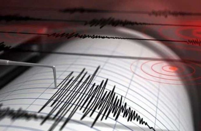 Van'ın Tuşba ilçesinde 3.9 büyüklüğünde deprem