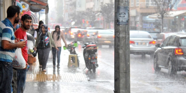 Dikkat! Sağanak yağış geliyor