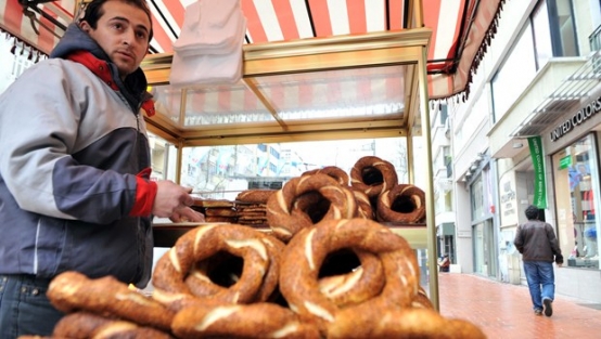 İstanbul meydanlarında simitçiler neden kaldırıldı?