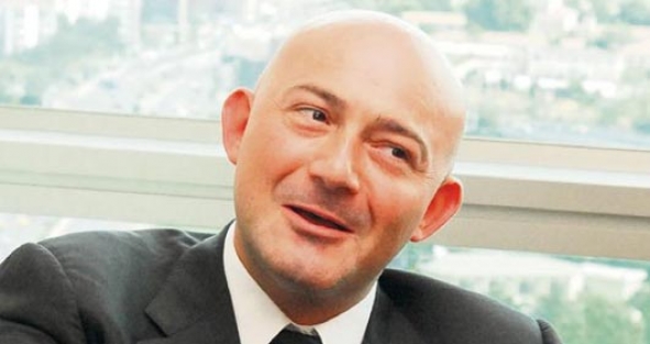 Ferit Şahenk'ten Somalı çocuklara burs!