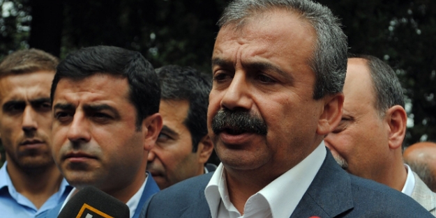 İmralı öncesi Davutoğlu'ndan randevu talebi