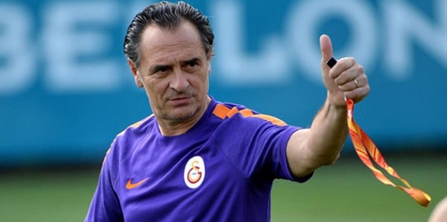 Prandelli'den sürpriz karar!