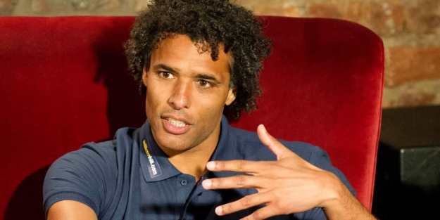 İsmail Kartal'ın gözü Van Hooijdonk'da