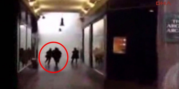 Maskeli soyguncular balyozlarla mücevher dükkanlarını soydu