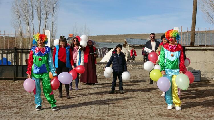 Ağlatan doğum günü sürprizi