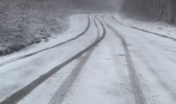 İznik'te yollar beyaza büründü!