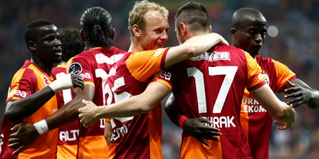 Galatasaraylı futbolcuya büyük şok