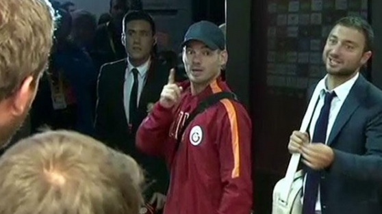 Sneijder çok sert uyardı!