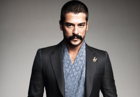 Burak Özçivit yakalanınca bastı küfürü!