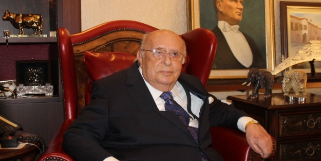 Demirel Kıbrıs yolcusu