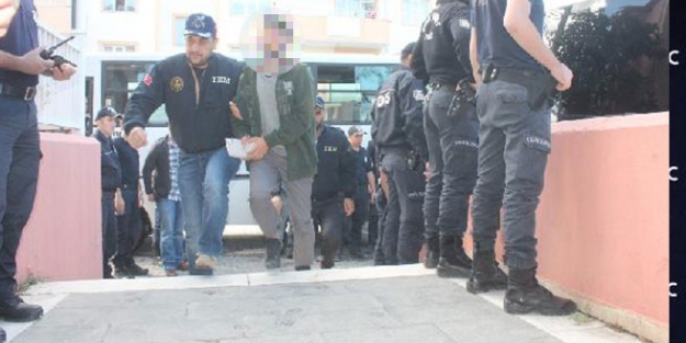 Eylemciler hazırlık yaparken yakalandı