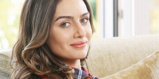 Birce Akalay RTÜK'ü eleştirdi!