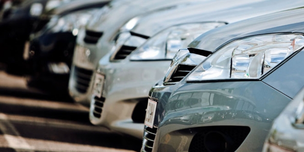 Türkiye'de otomobil satışları daraldı!