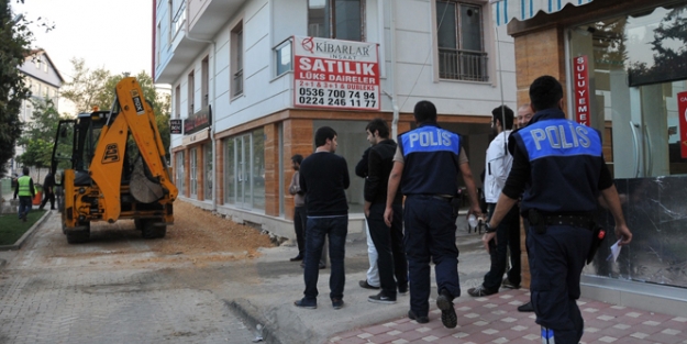 Polis köpeklerle ceset aradı