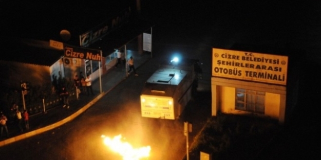 YDG-H üyelerinden IŞİD protestosu!