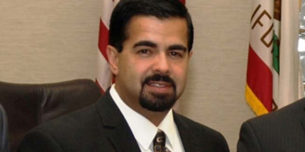 Belediye başkanı eşi tarafından öldürüldü!