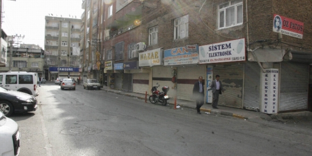 DBP istedi esnaf kepenk kapattı!