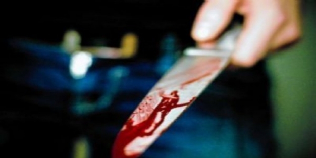 Oğlunun gözü önünde bıçaklanarak öldürüldü!