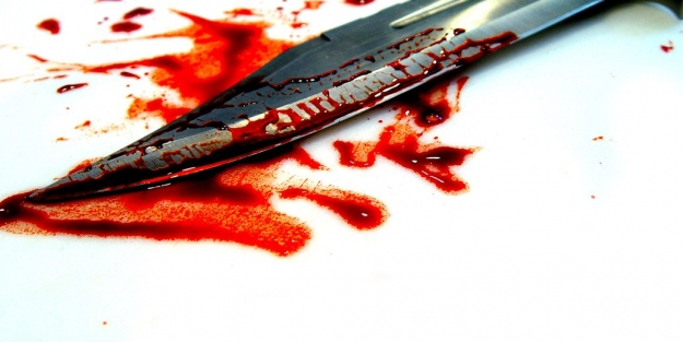 İmam penisini kesti