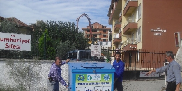 Geri Dönüşüm Konteynerleri Yenilendi