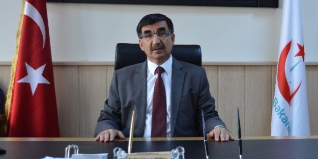 Mustafa Kutlu Anne Sütünün Önemine Dikkat Çekti