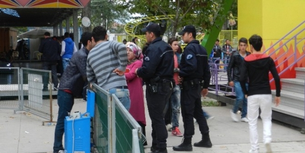 Bayram Sevincine Polis Desteği