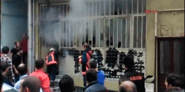 Kağıthane'de korkutan yangın