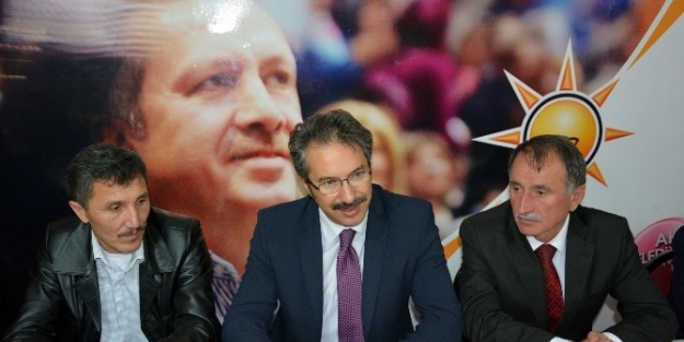 Milletvekili Ünal, Kabadüz’de Vatandaşlarla Bayramlaştı