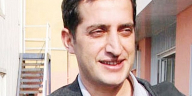 Skandal kelimesi muhabirin başını yaktı!