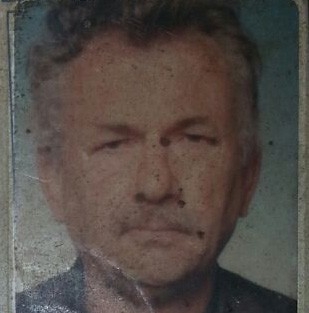 Yaşlı Adam Harakiri Yaptı