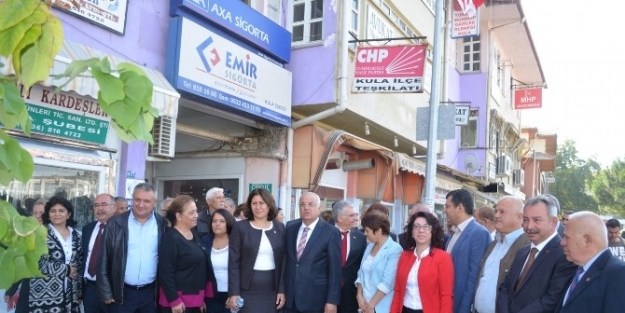 Chp Manisa Milletvekilleri Partililerle Bayramlaştı