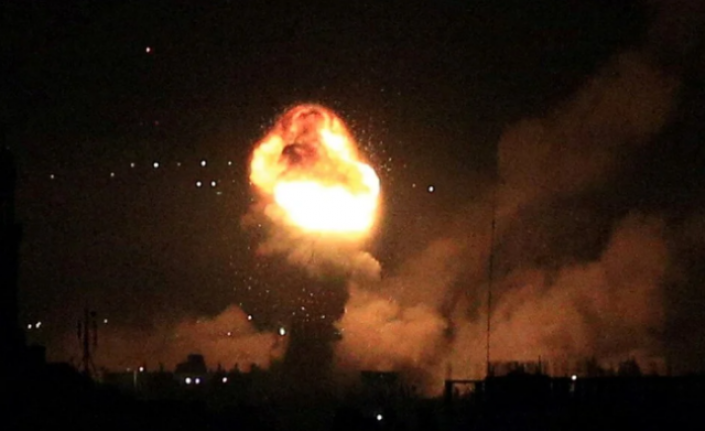 İsrail'den Gazze ve Lübnan'a saldırı