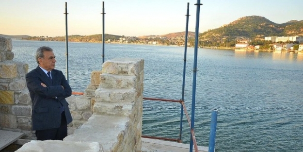 Foça Kent Duvarları’nın 1. Etap Restorasyonu Tamamlandı