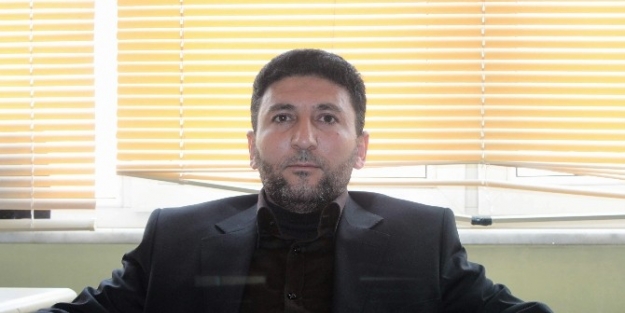 İlhaner: "kürtler Kardeş Halklarla Barış İçinde Yaşamalıdır"