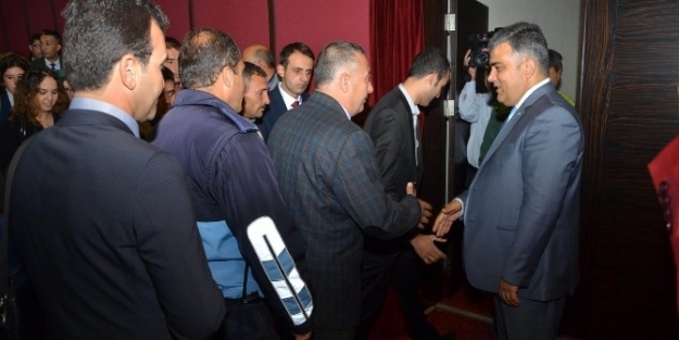 Özgüven Belediye Personeli İle Bayramlaştı