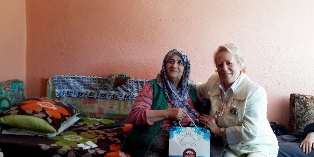 Kadın Meclisi Yaşlıları Unutmadı