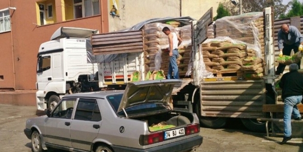 Çaycuma’da Sertifikalı Buğday Tohumu Dağıtıldı